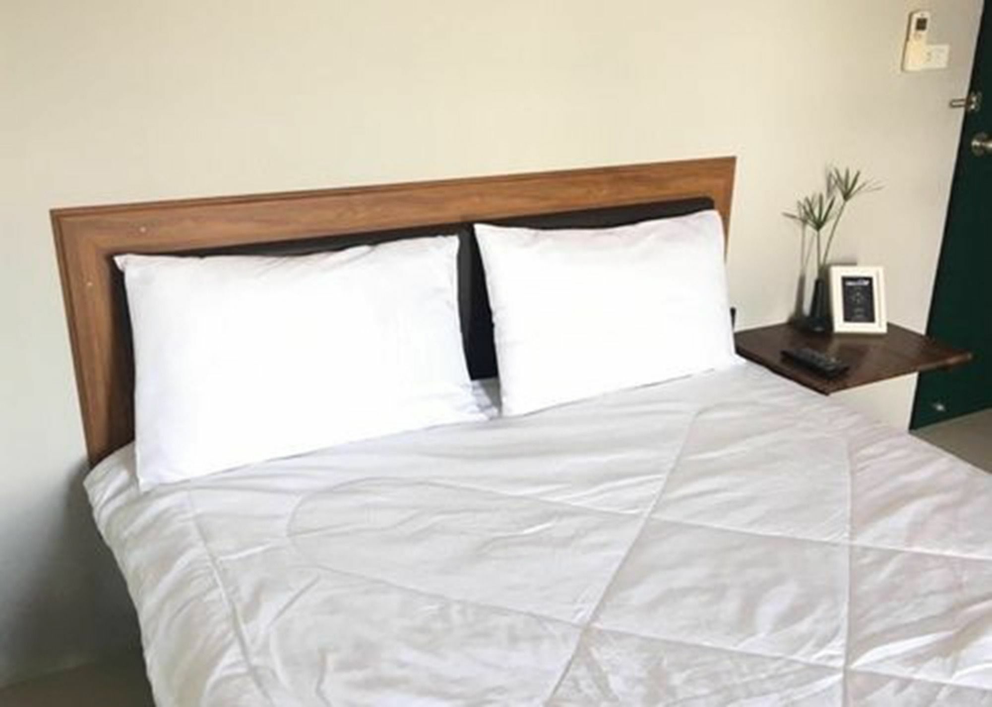 The Room Apartment Surat Thani Dış mekan fotoğraf